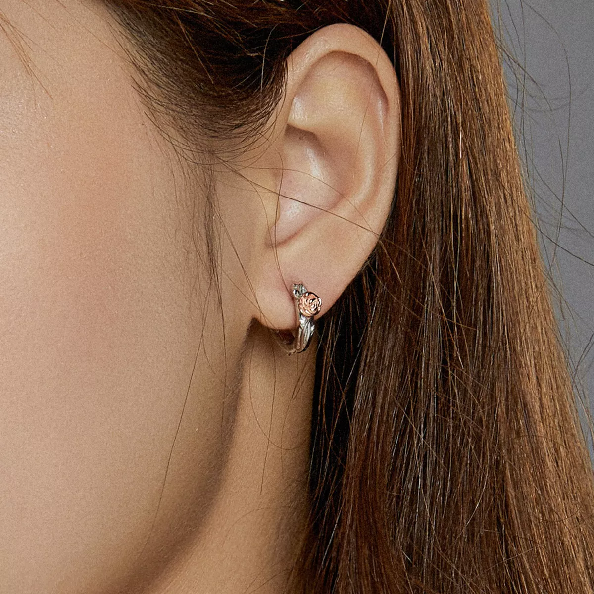 Brinco Argolas Dois tons Videira rosa estilo Pandora - SCE971