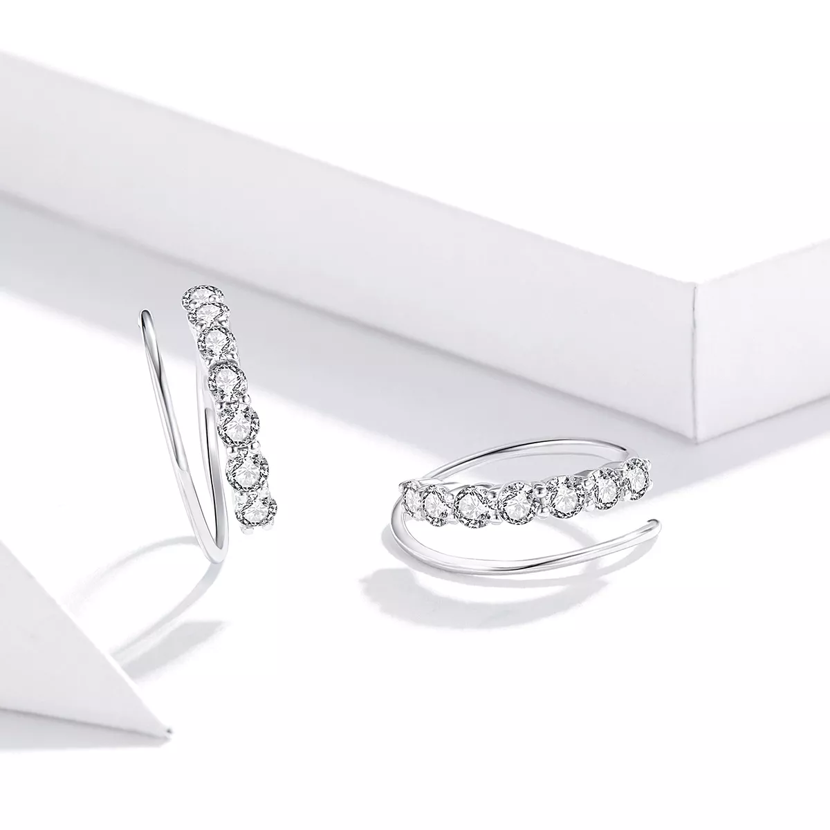 Brinco Argolas Geometria Simples estilo Pandora - SCE931