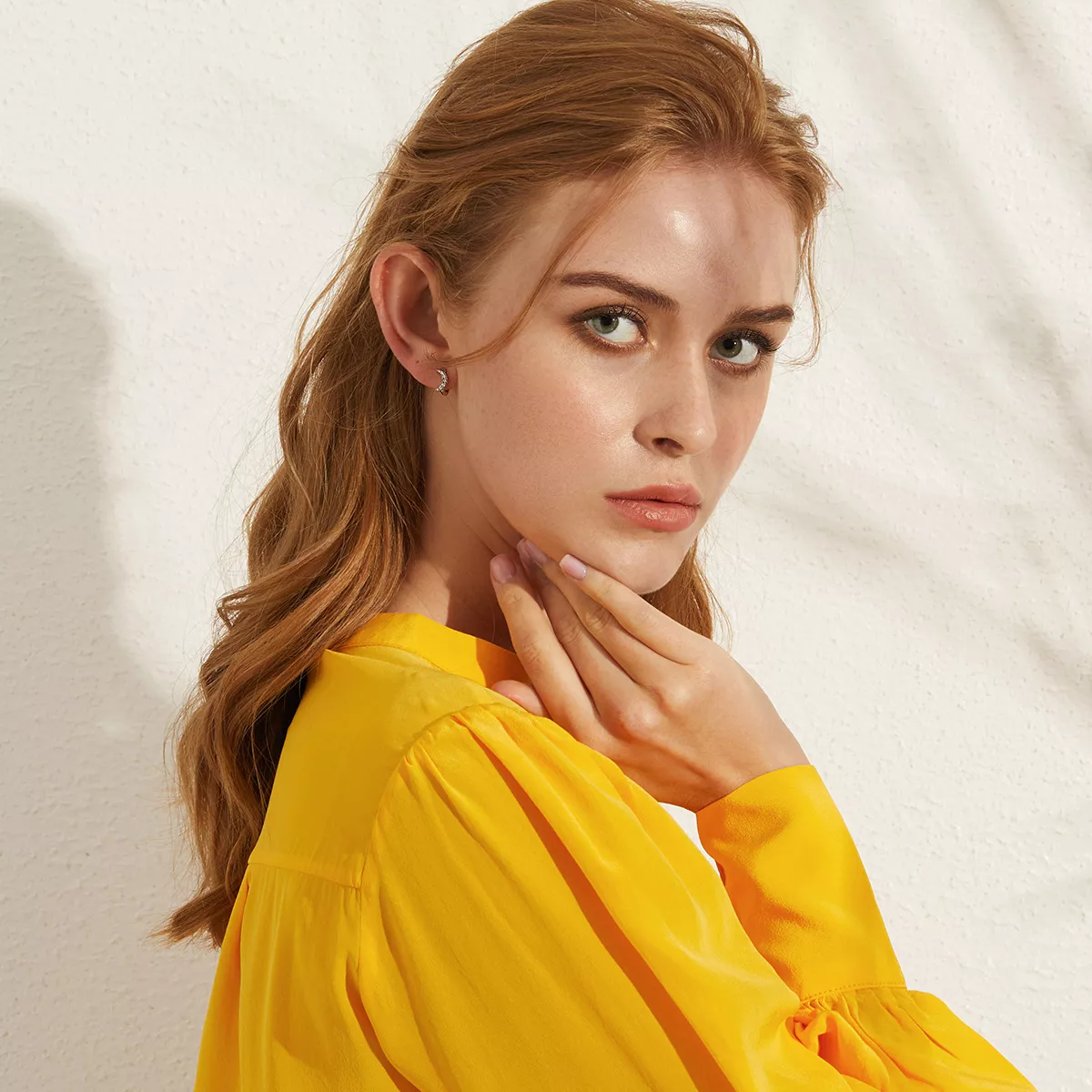 Brinco Argolas Lua e estrela estilo Pandora - BSE289