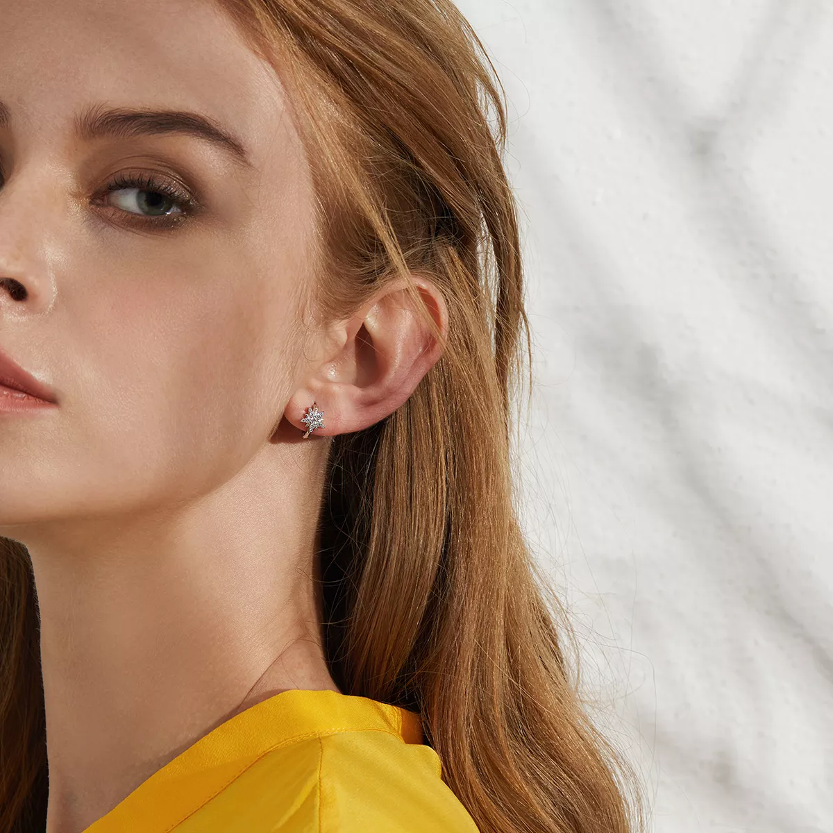 Brinco Argolas Lua e estrela estilo Pandora - BSE289