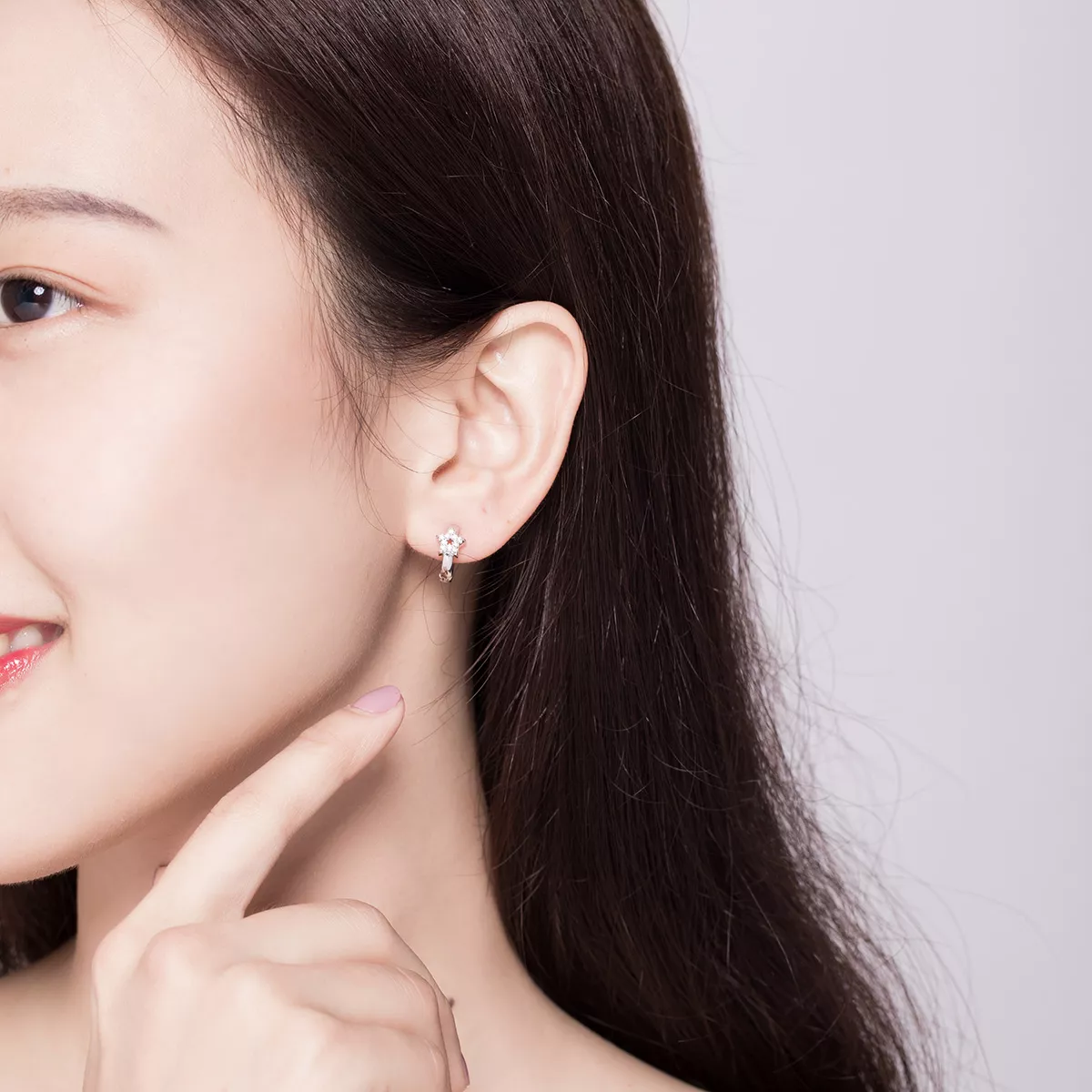 Brinco Argolas Luz estrelada estilo Pandora - BSE172