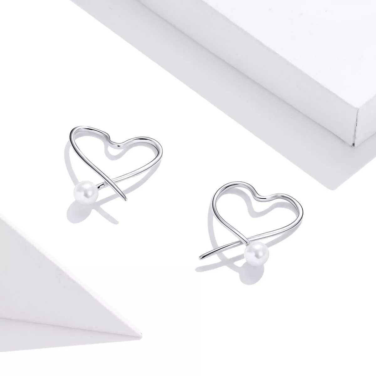 Brinco Argolas O Coração do Tesouro estilo Pandora - SCE964