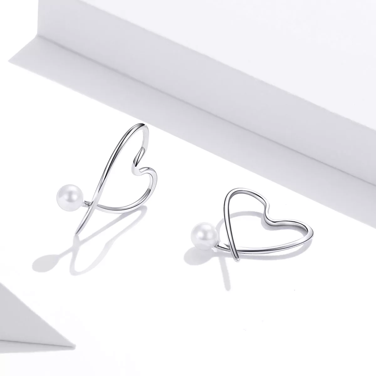 Brinco Argolas O Coração do Tesouro estilo Pandora - SCE964