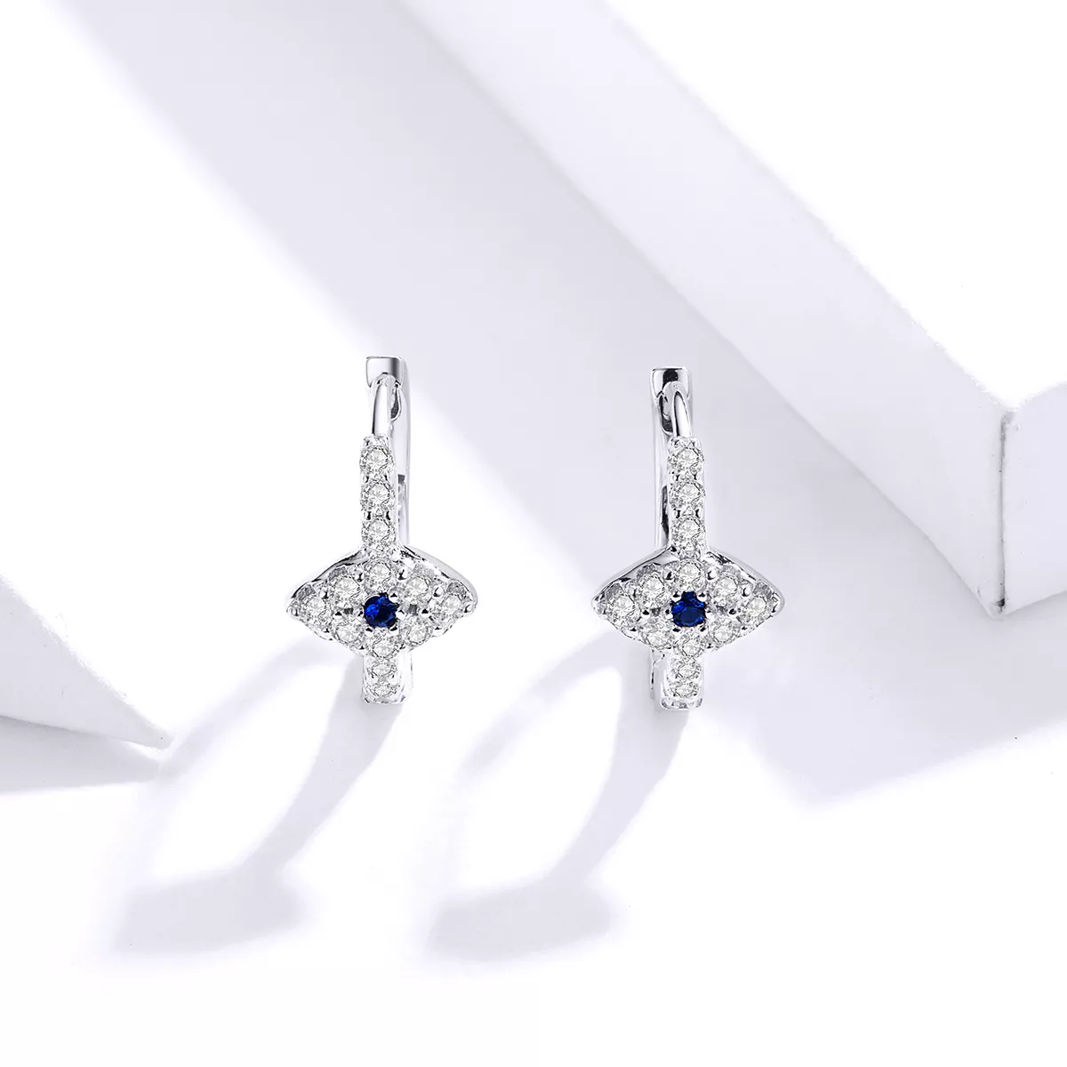 Brinco Argolas Olho do diabo estilo Pandora - SCE783-A