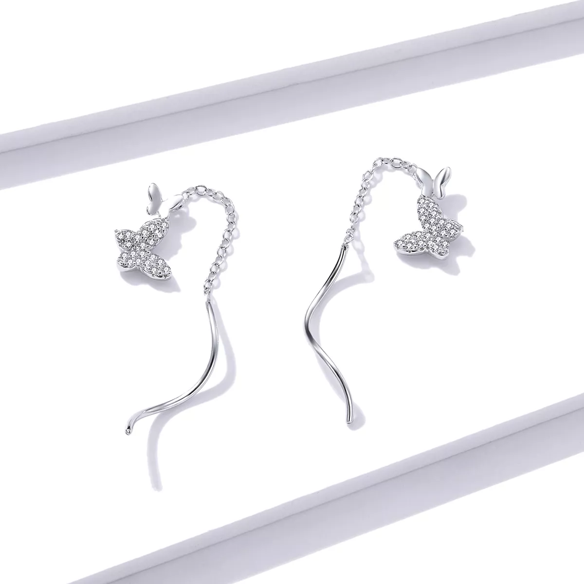 Brinco Borboletas voadoras estilo Pandora - BSE436