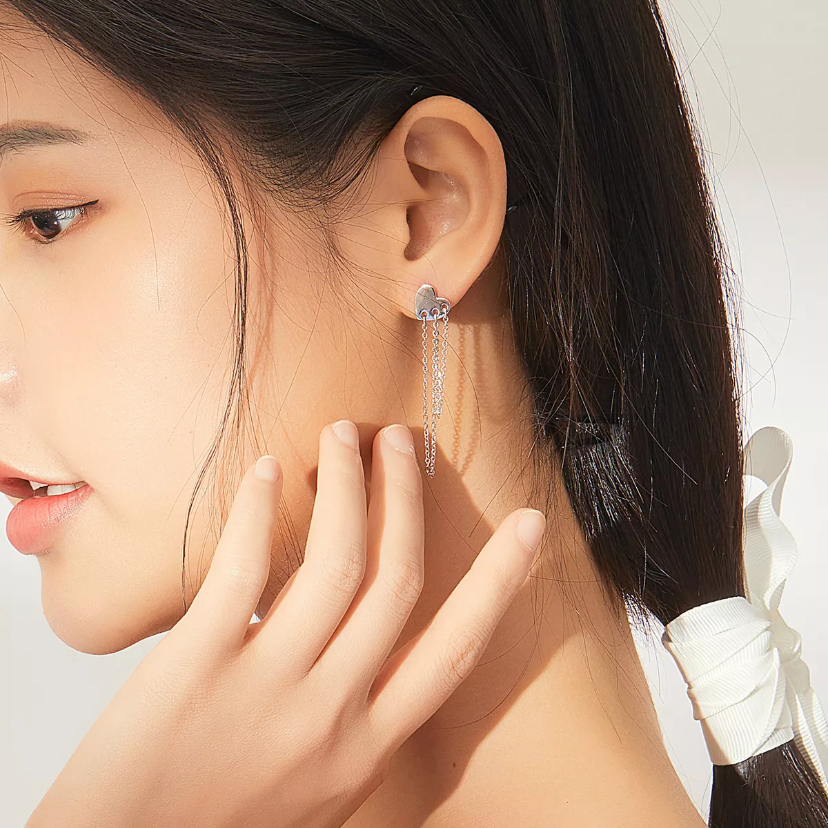 Brinco Borlas de coração estilo Pandora - SCE867