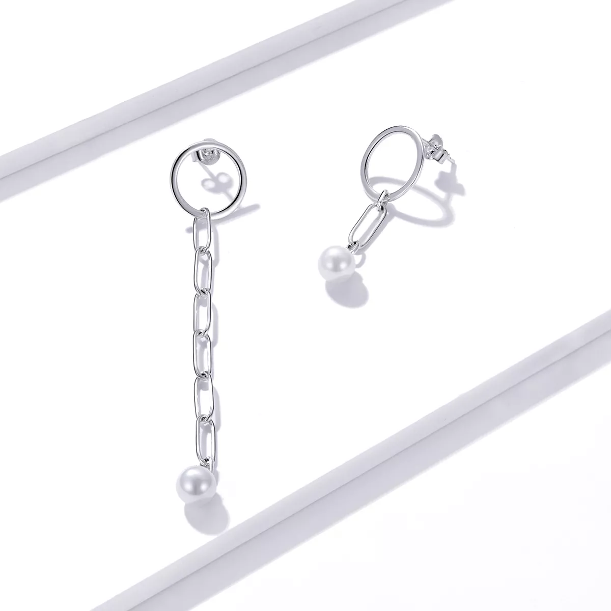 Brinco Círculo bonito assimétrico estilo Pandora - SCE1012