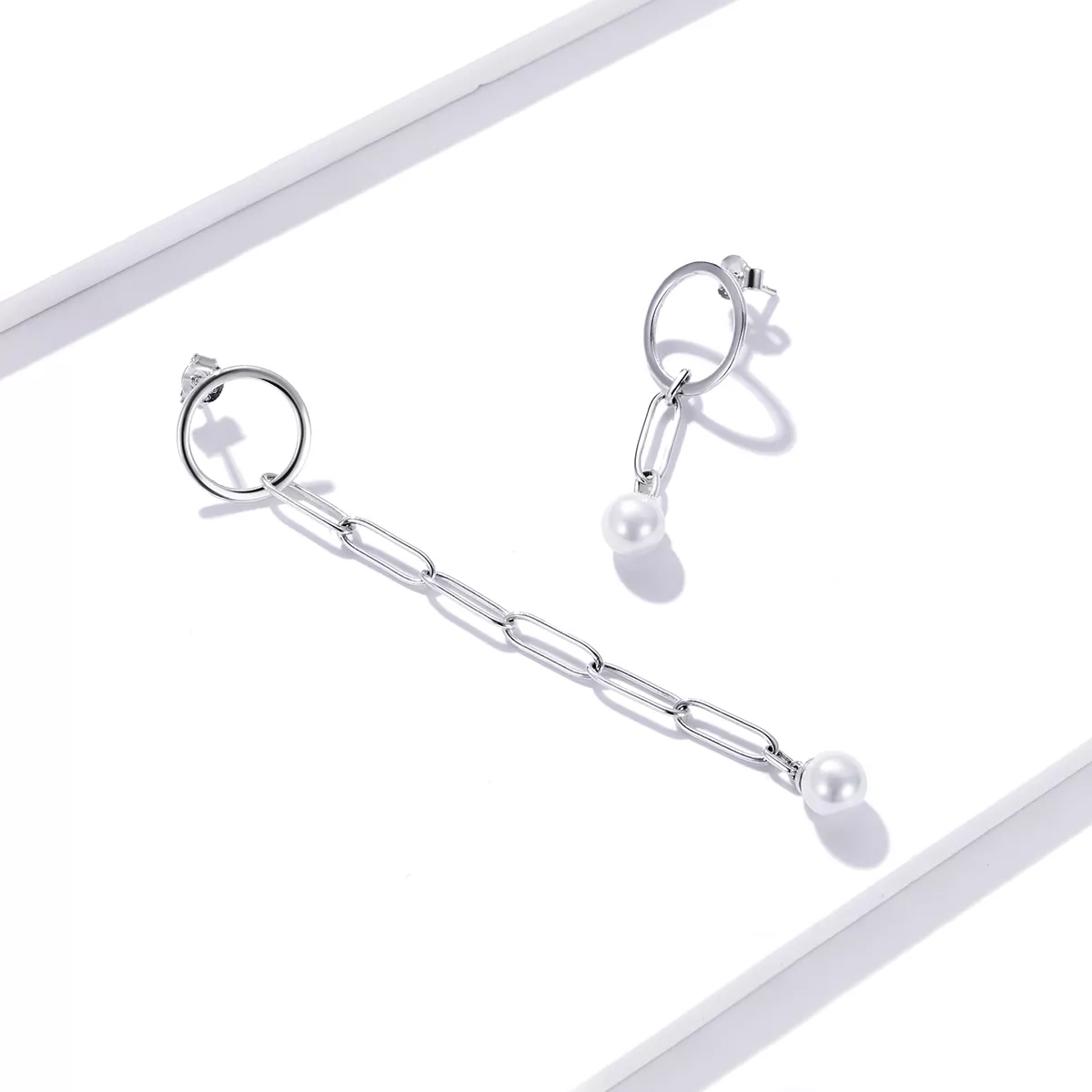 Brinco Círculo bonito assimétrico estilo Pandora - SCE1012