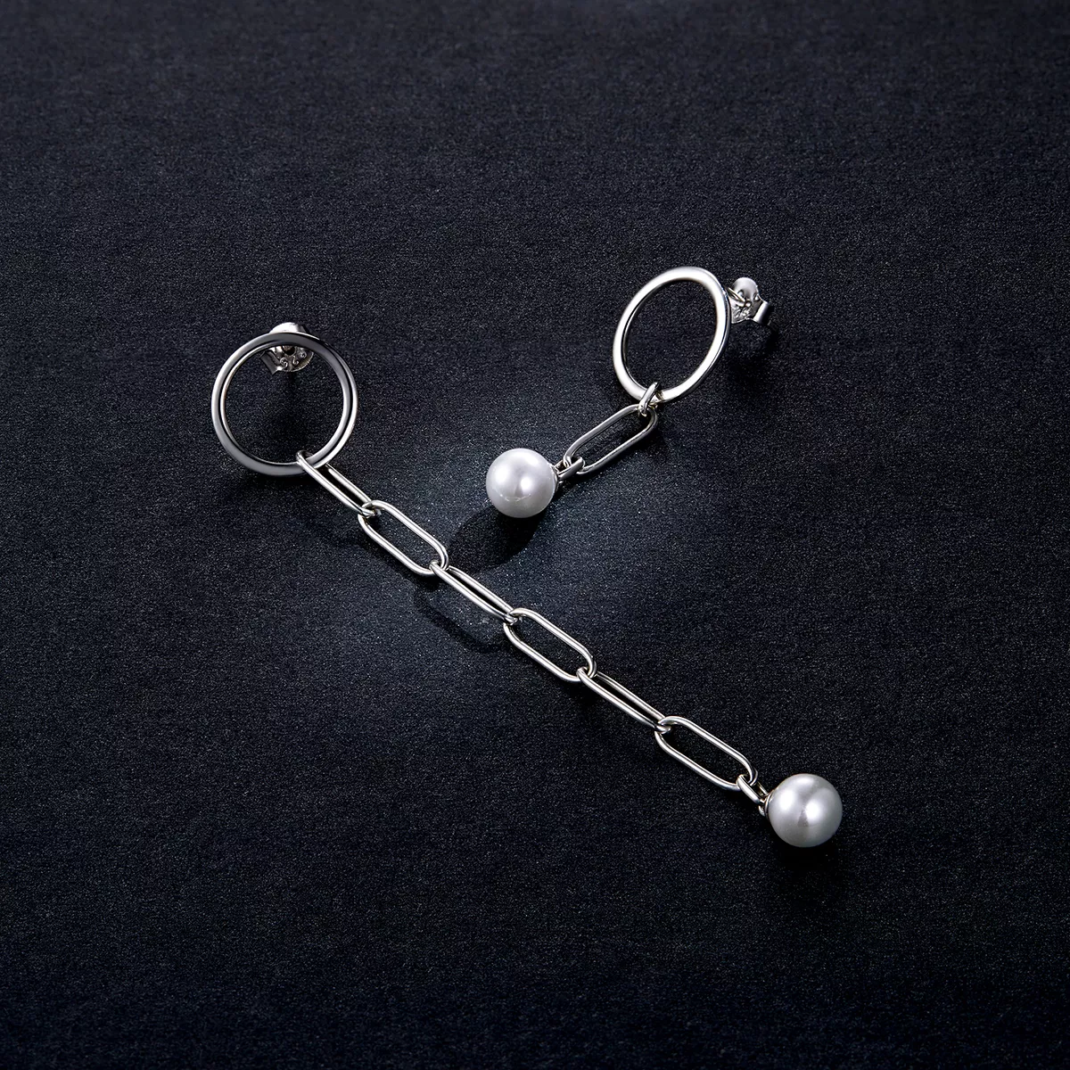 Brinco Círculo bonito assimétrico estilo Pandora - SCE1012