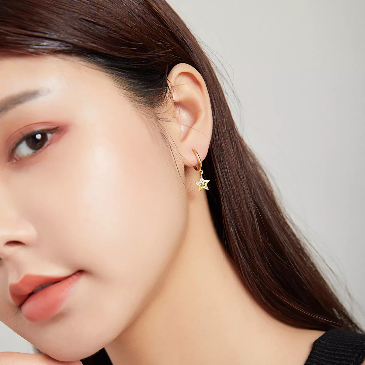 Brinco Estrela Brilhante estilo Pandora - SCE1077-YE