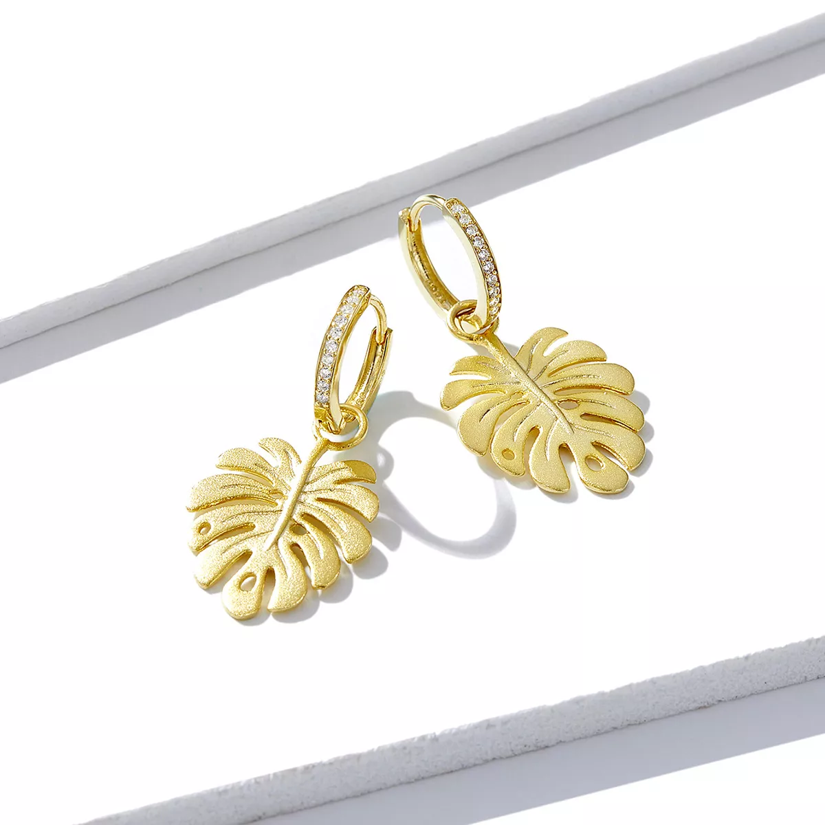 Brinco Folha de Monstera estilo Pandora - BSE223