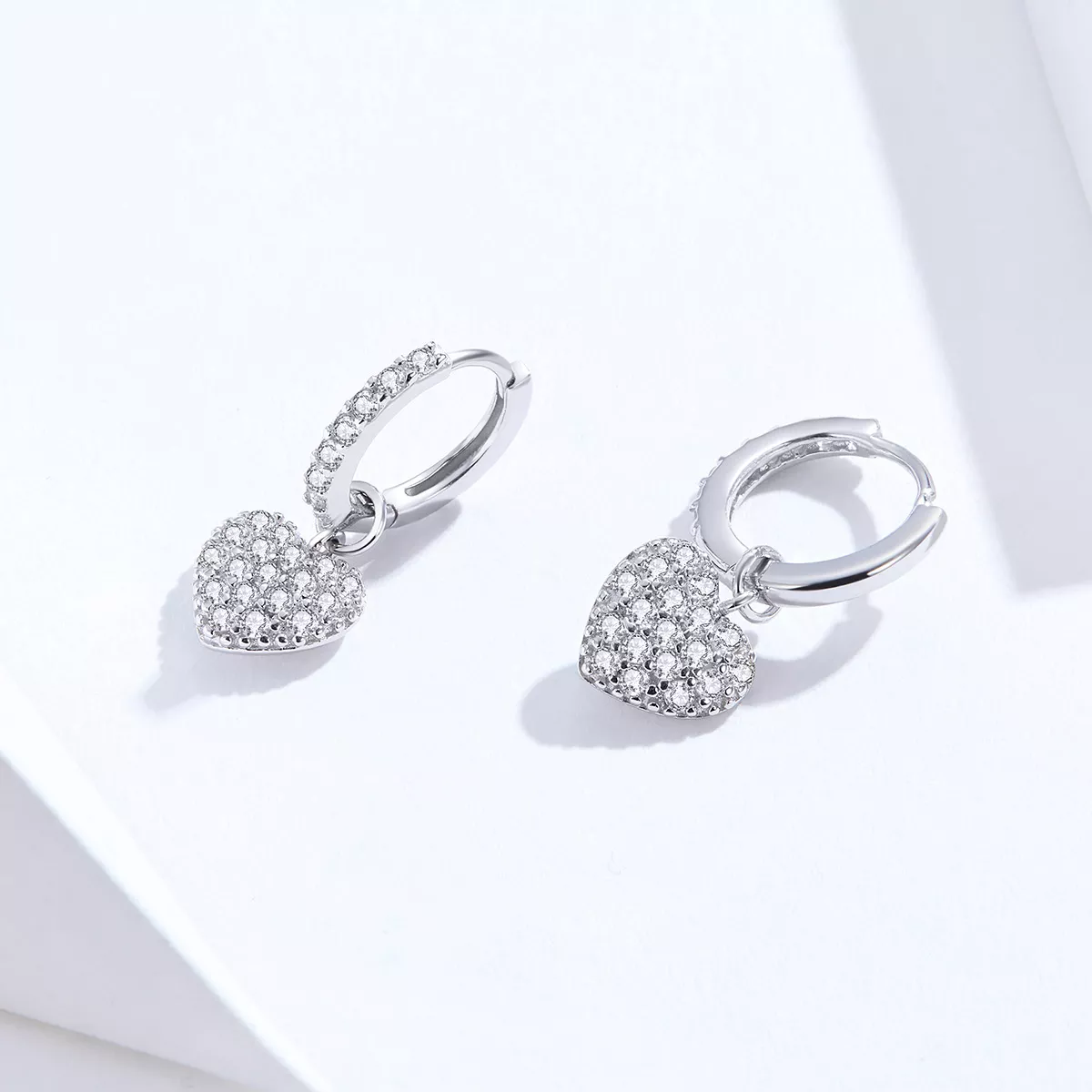 Brinco Formato de coração estilo Pandora - SCE821