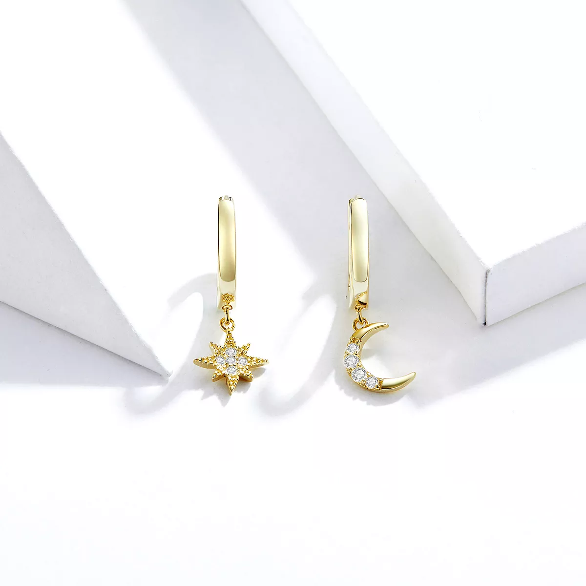 Brinco Lua e estrela life Pandora - SCE785