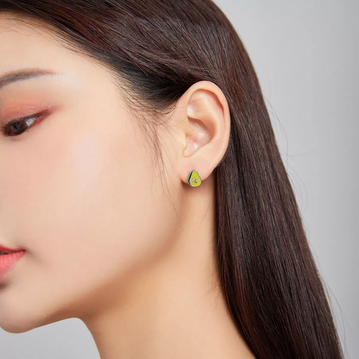 Brincos Petit Abacate estilo Pandora - SCE1015