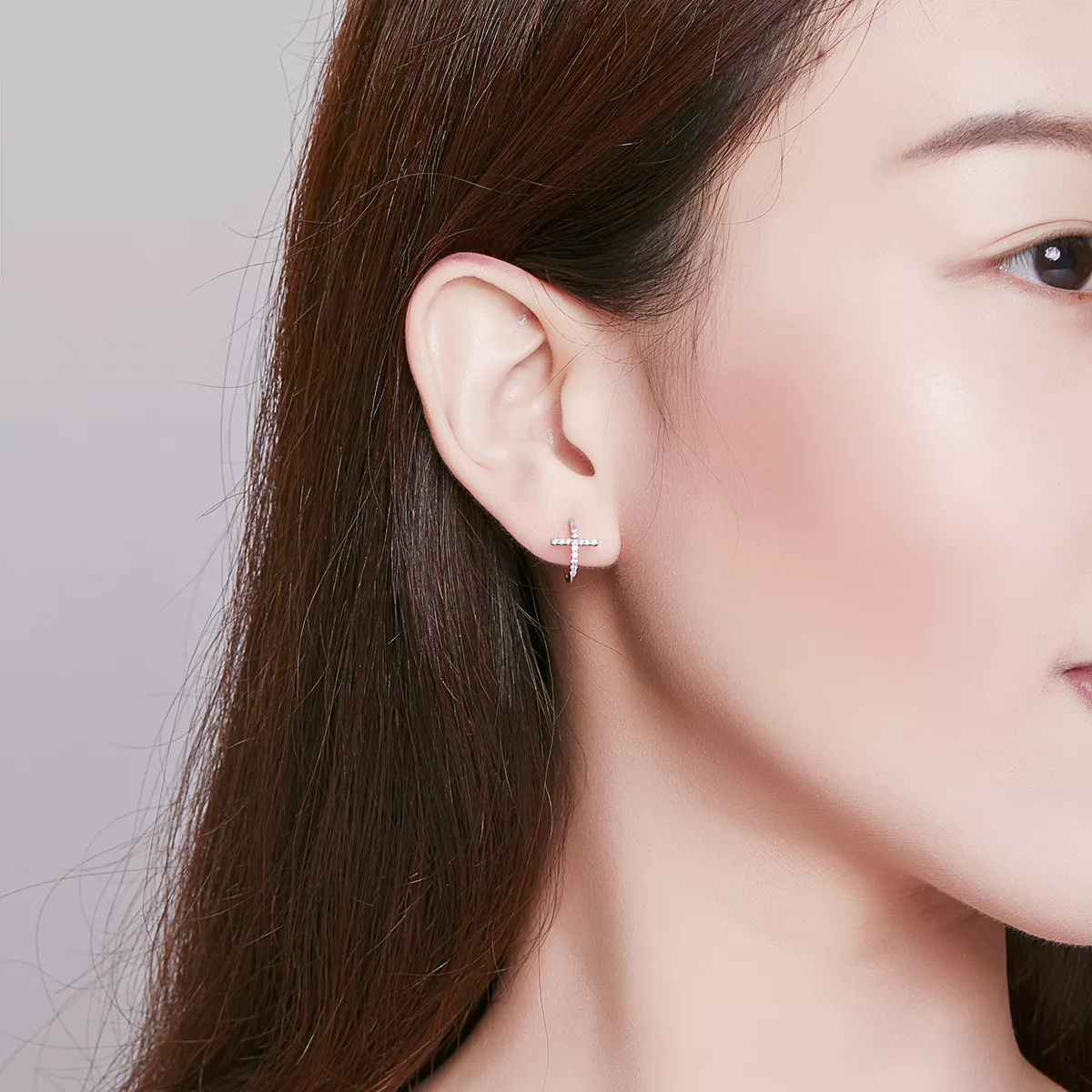 Brincos Petit Cruz life Pandora - SCE755