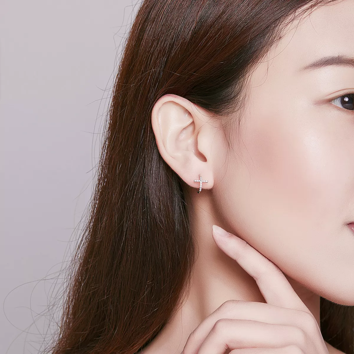 Brincos Petit Cruz life Pandora - SCE755