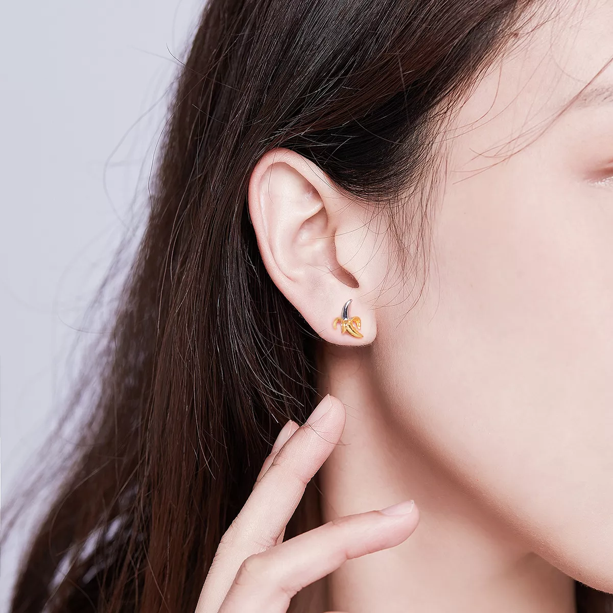 Brincos Petit Dois tons Banana Fofa Brincalhona estilo Pandora - SCE731