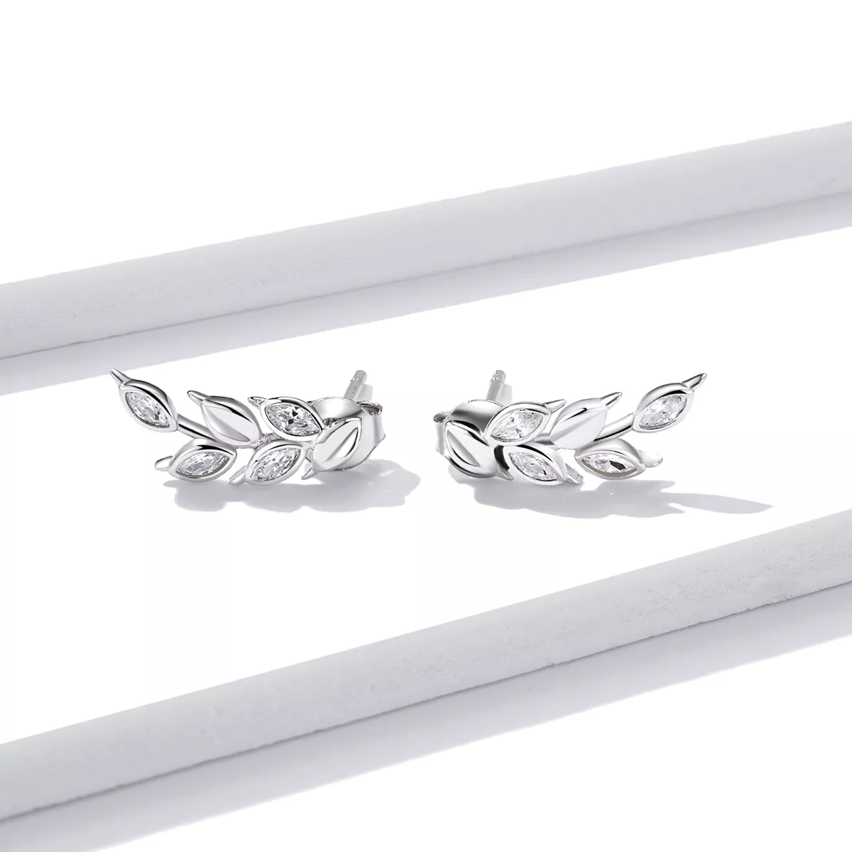 Brincos Petit Espigas de trigo brilhantes estilo Pandora - BSE415