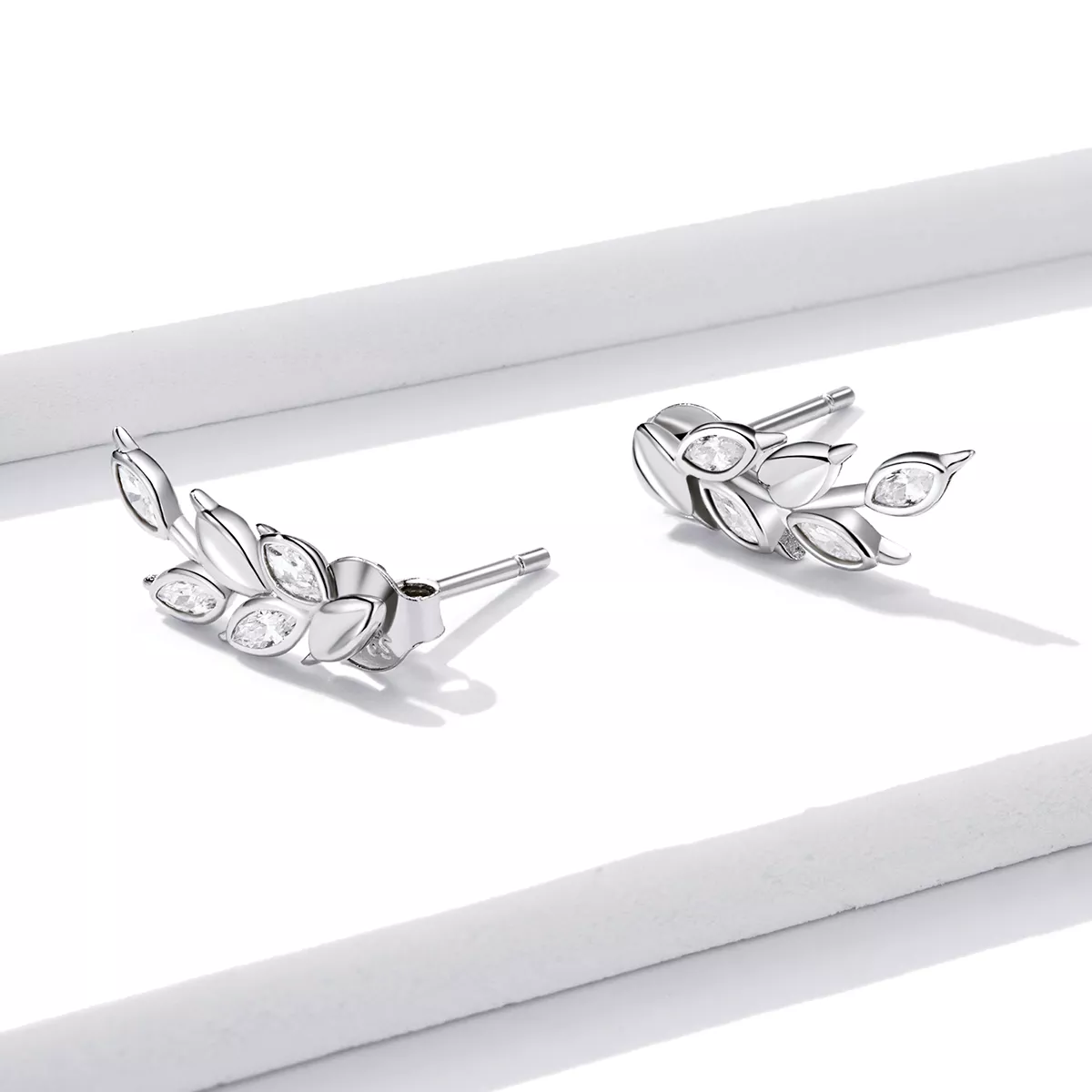 Brincos Petit Espigas de trigo brilhantes estilo Pandora - BSE415