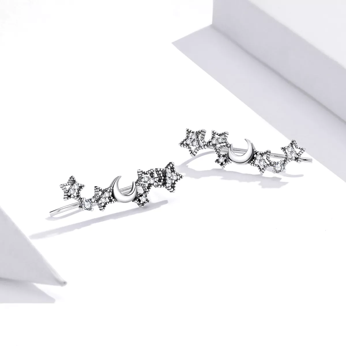 Brincos Petit Estrelas e lua estilo Pandora - SCE926