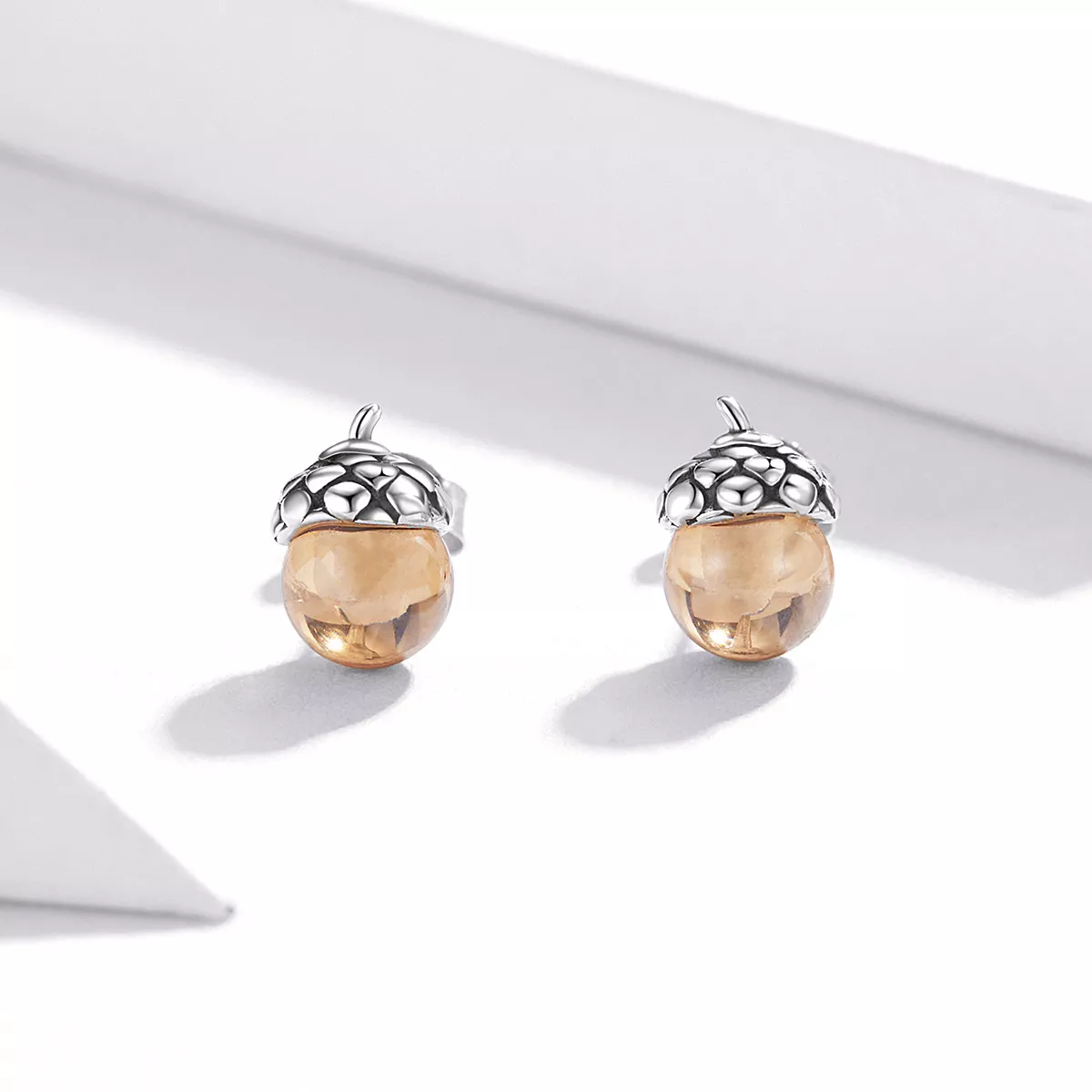 Brincos Petit Fruto Brilhante do Carvalho estilo Pandora - SCE935