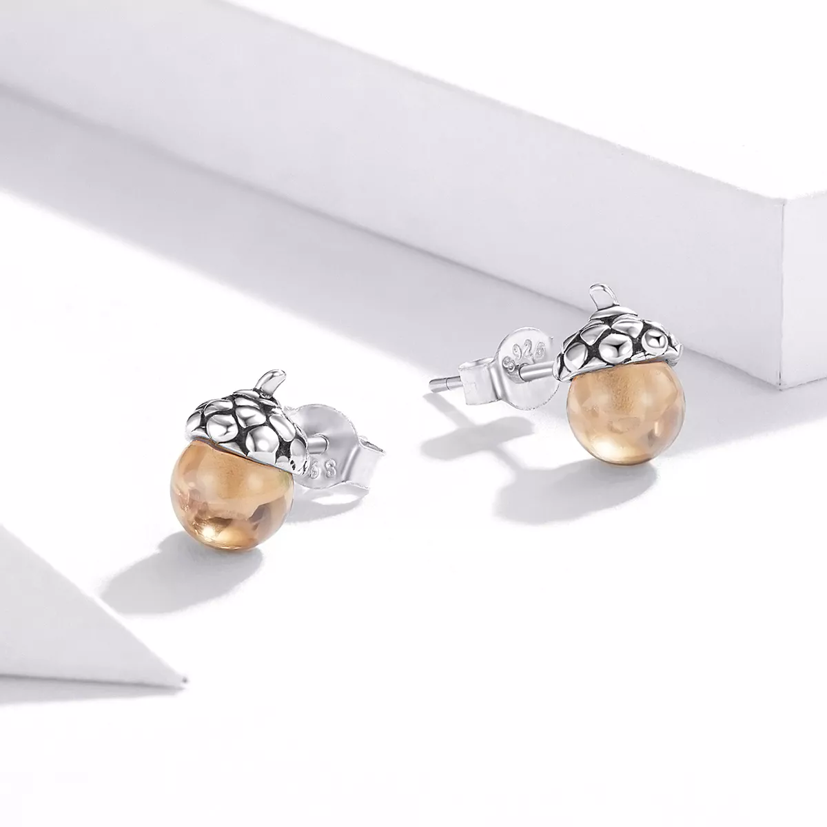 Brincos Petit Fruto Brilhante do Carvalho estilo Pandora - SCE935