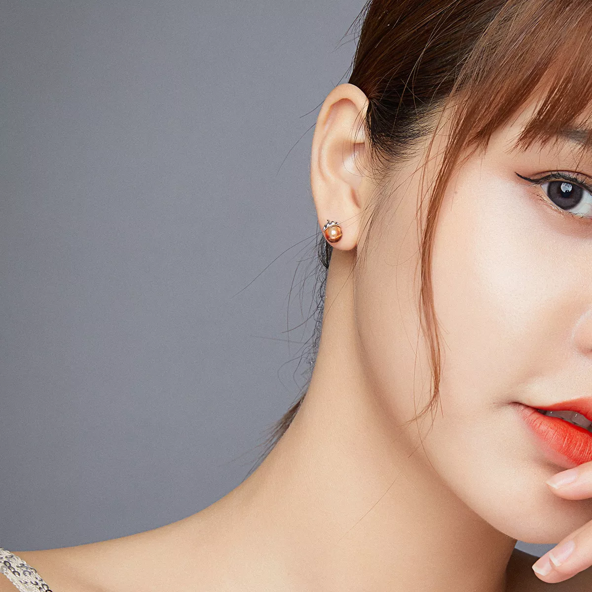 Brincos Petit Fruto Brilhante do Carvalho estilo Pandora - SCE935