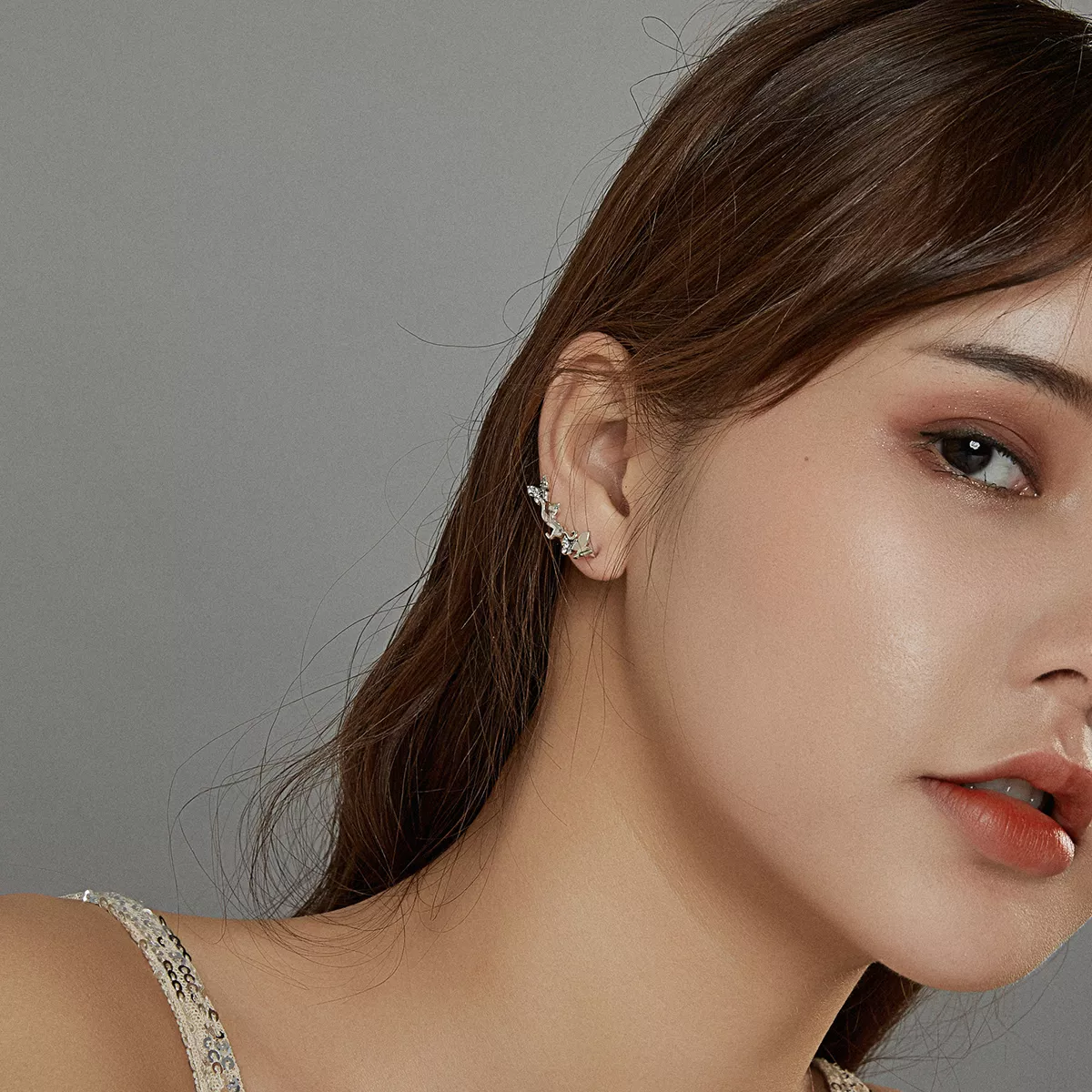 Brincos Petit Gato e borboletas estilo Pandora - SCE961