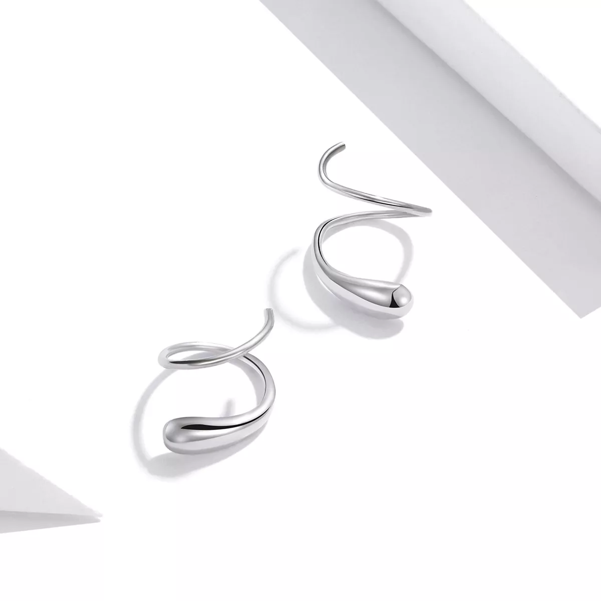 Brincos Petit Gotas de água criativas estilo Pandora - SCE1130