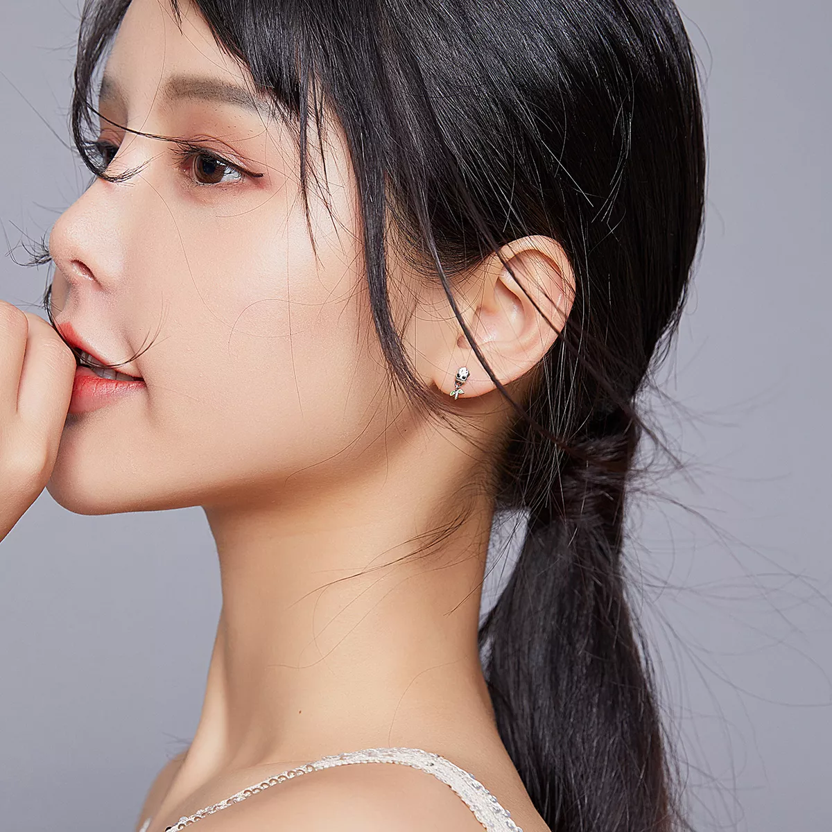 Brincos Petit Groot life Pandora - SCE900