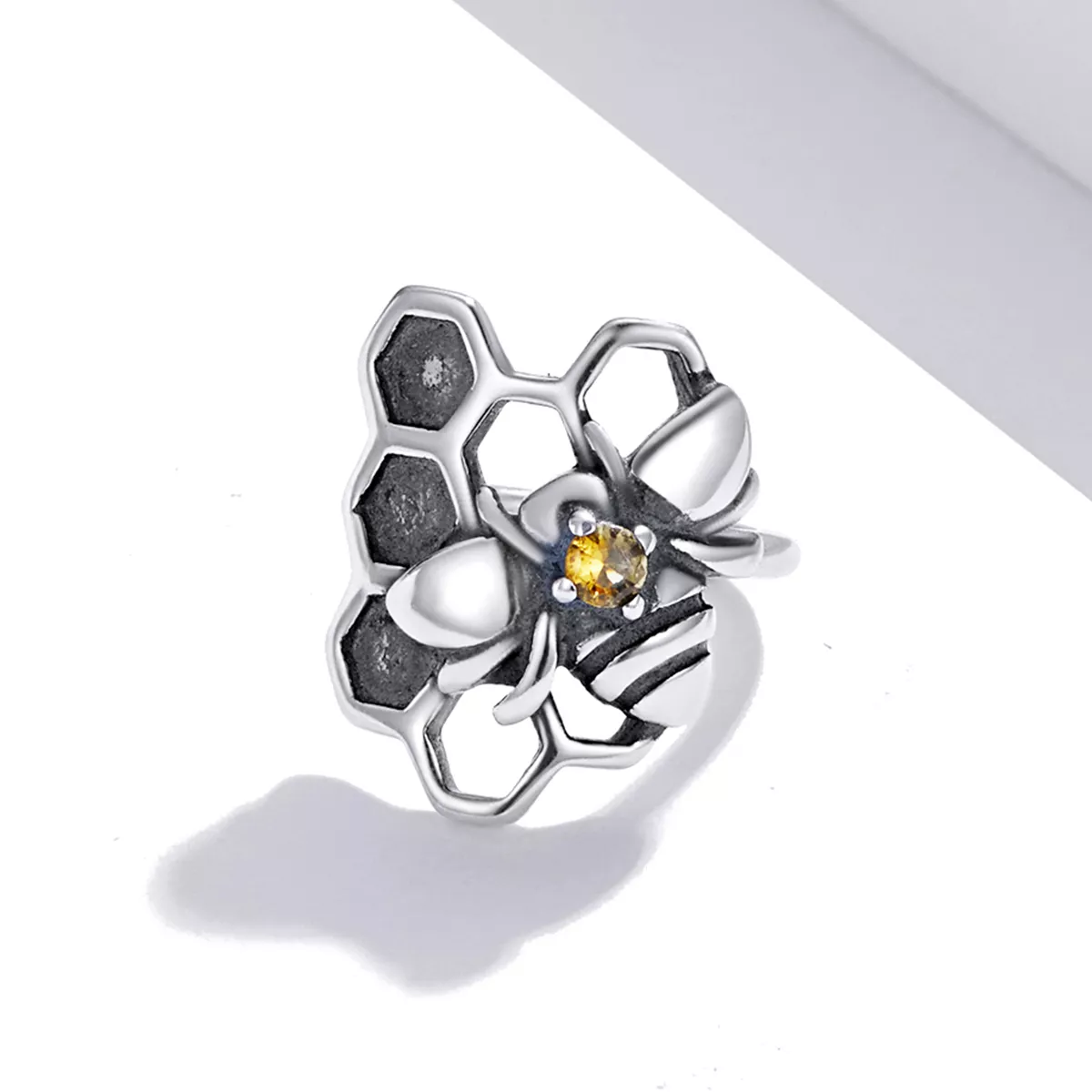 Brincos Petit Homing Bee estilo Pandora - SCE1171