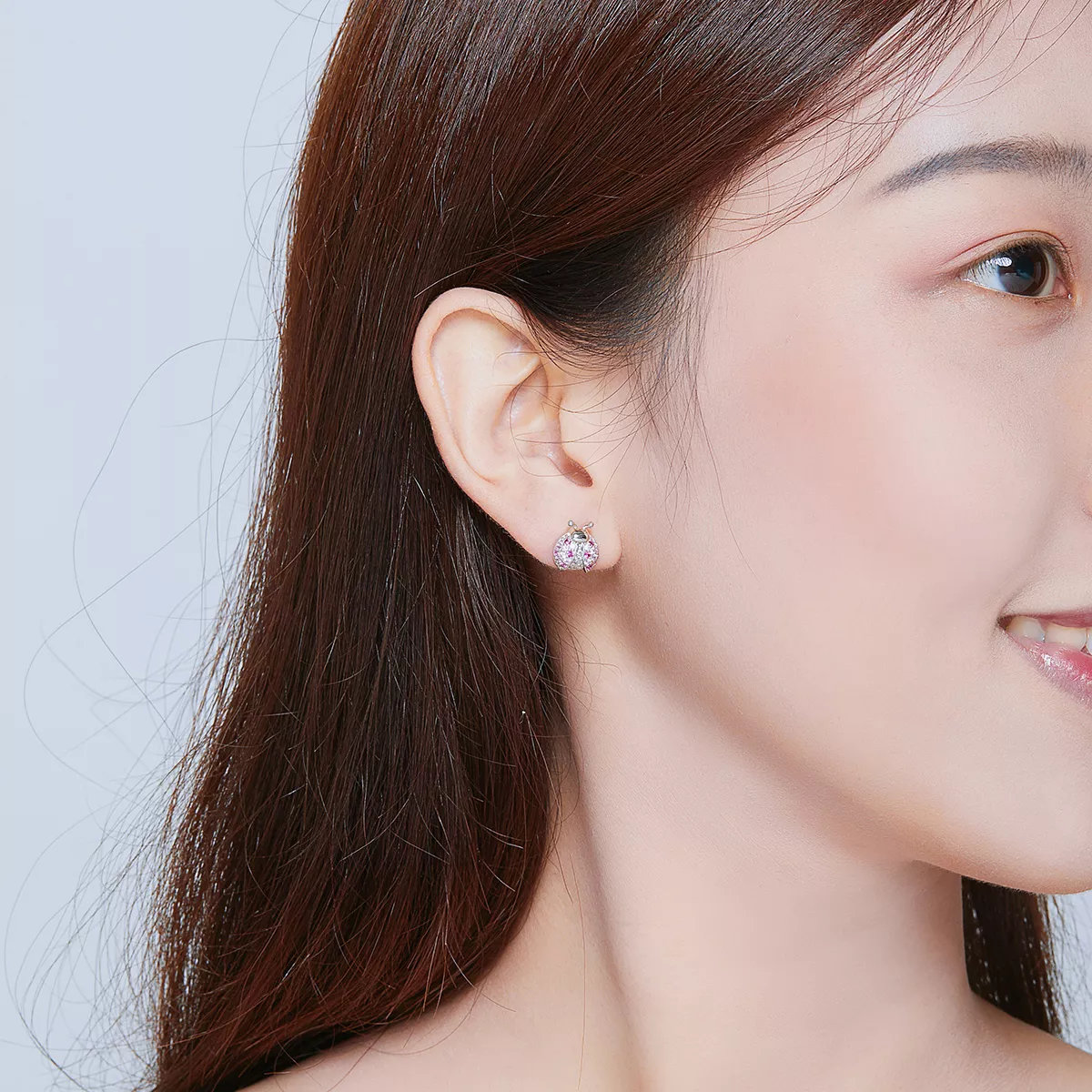 Brincos Petit Joaninha estilo Pandora - SCE715