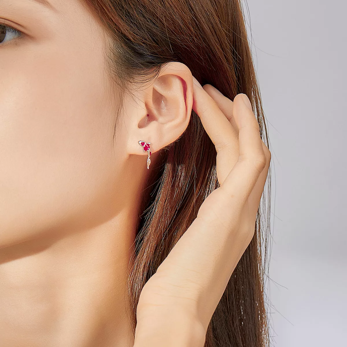 Brincos Petit Koi sortudo estilo Pandora - SCE812