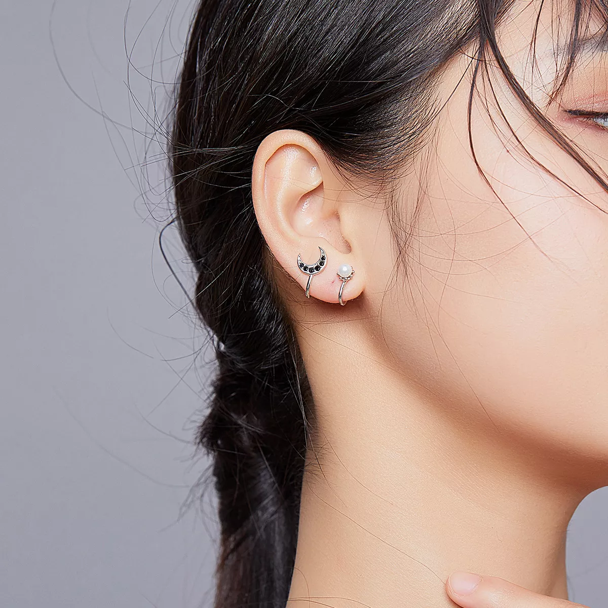 Brincos Petit Lua e estrela estilo Pandora - BSE387