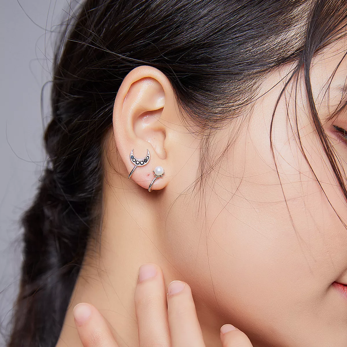 Brincos Petit Lua e estrela estilo Pandora - BSE387