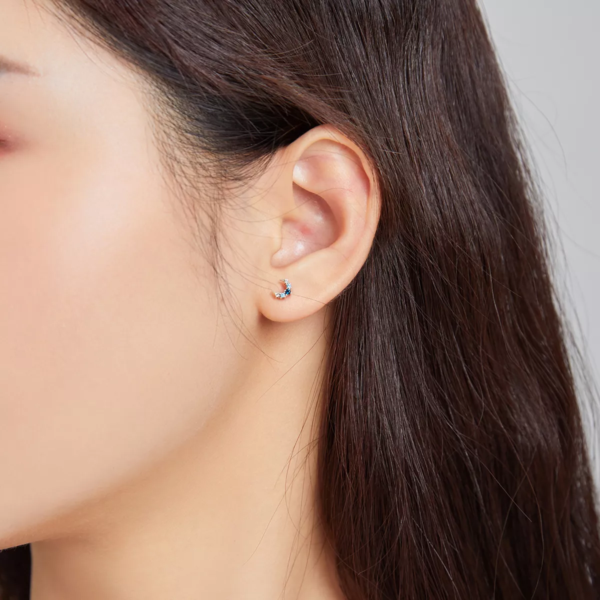 Brincos Petit Lua única água-marinha estilo Pandora - SCE1065