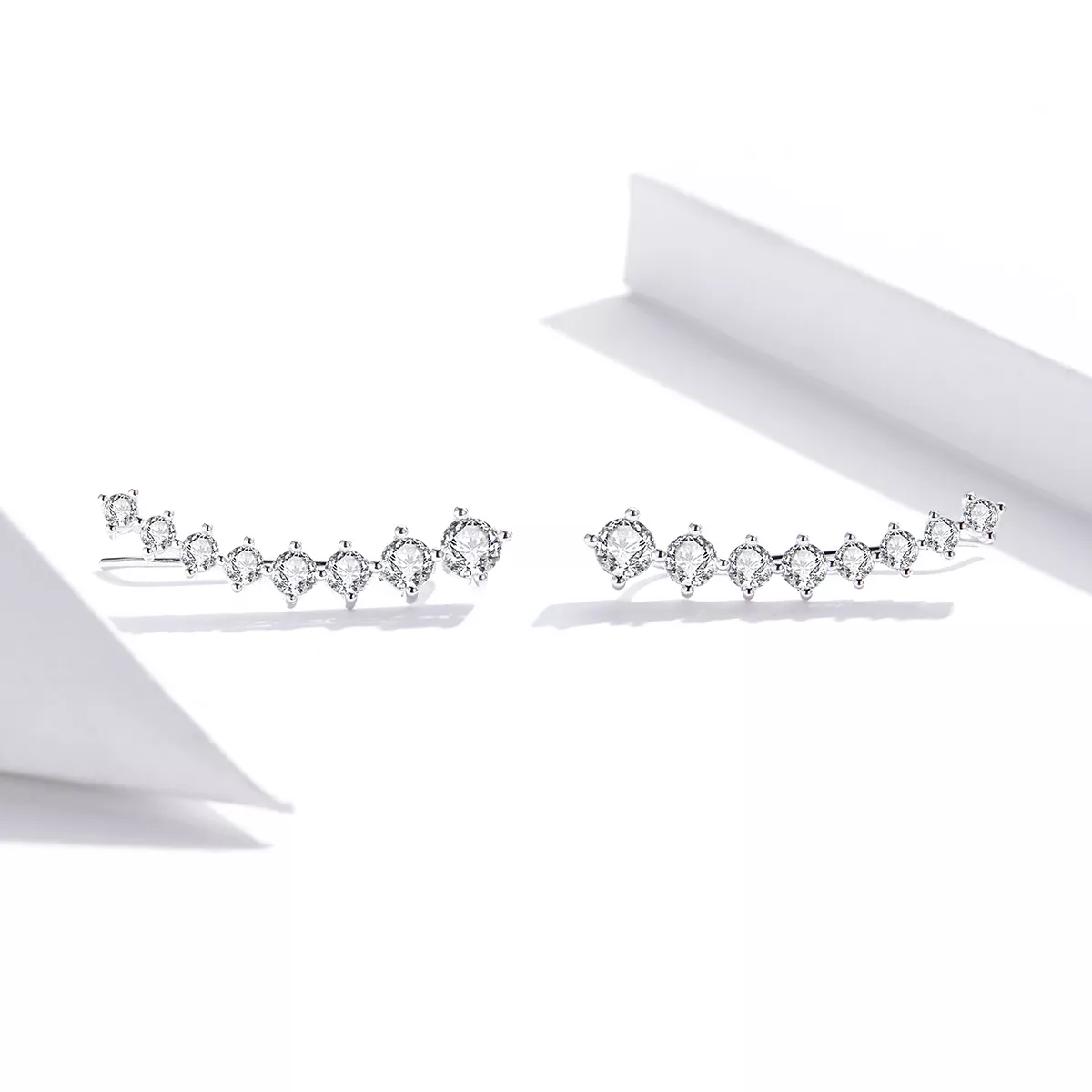 Brincos Petit Luz brilhante estilo Pandora - SCE920