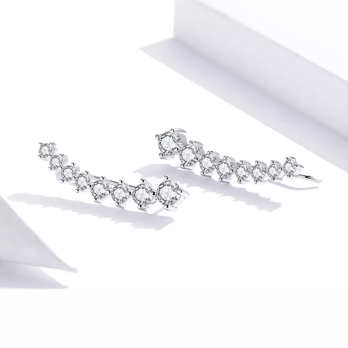 Brincos Petit Luz brilhante estilo Pandora - SCE920