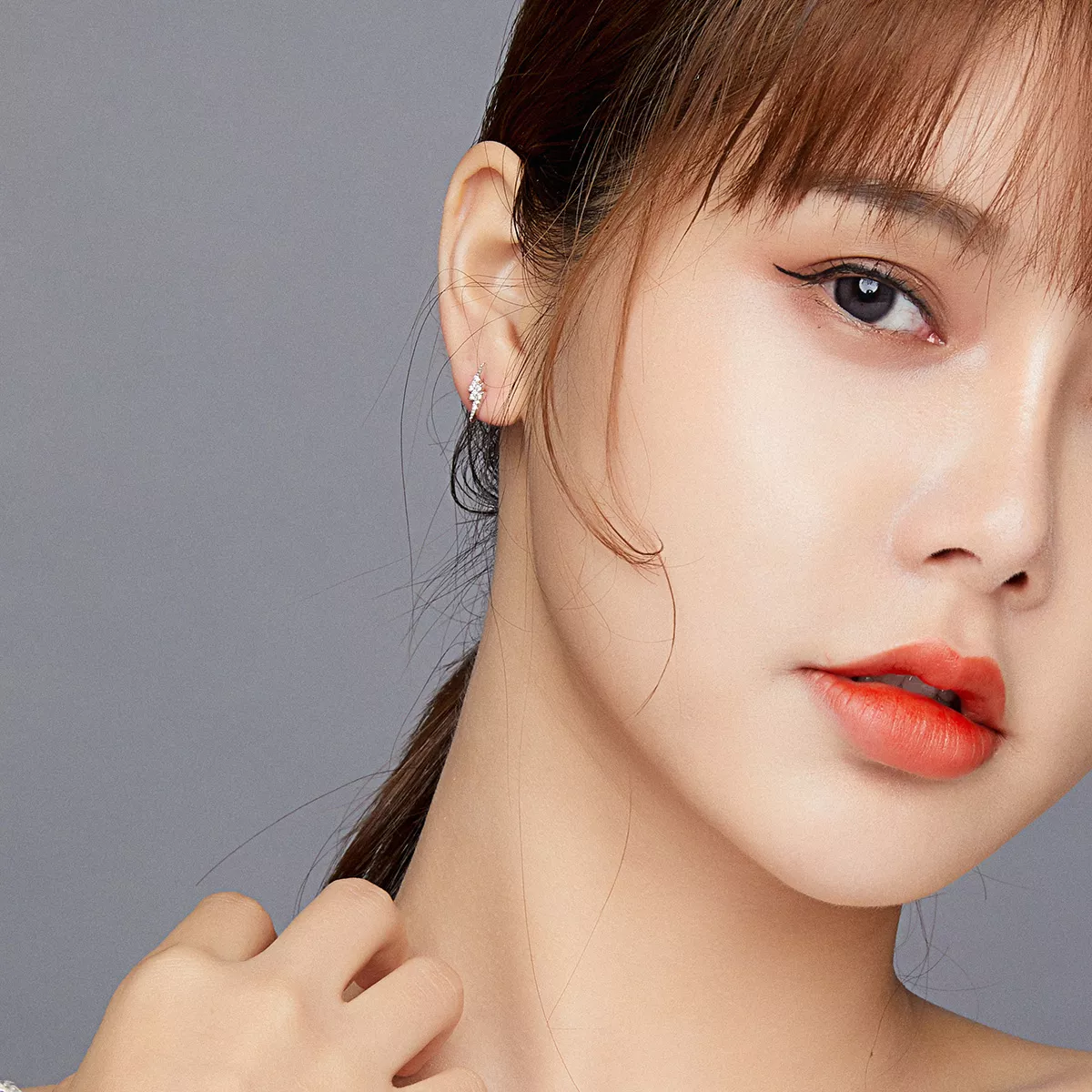 Brincos Petit Nuvens e relâmpagos estilo Pandora - BSE429