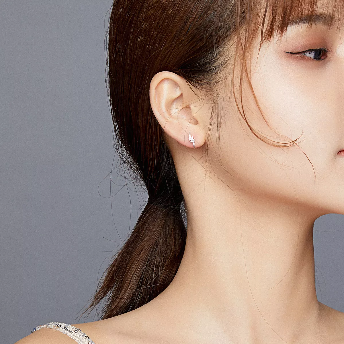 Brincos Petit Nuvens e relâmpagos estilo Pandora - BSE429