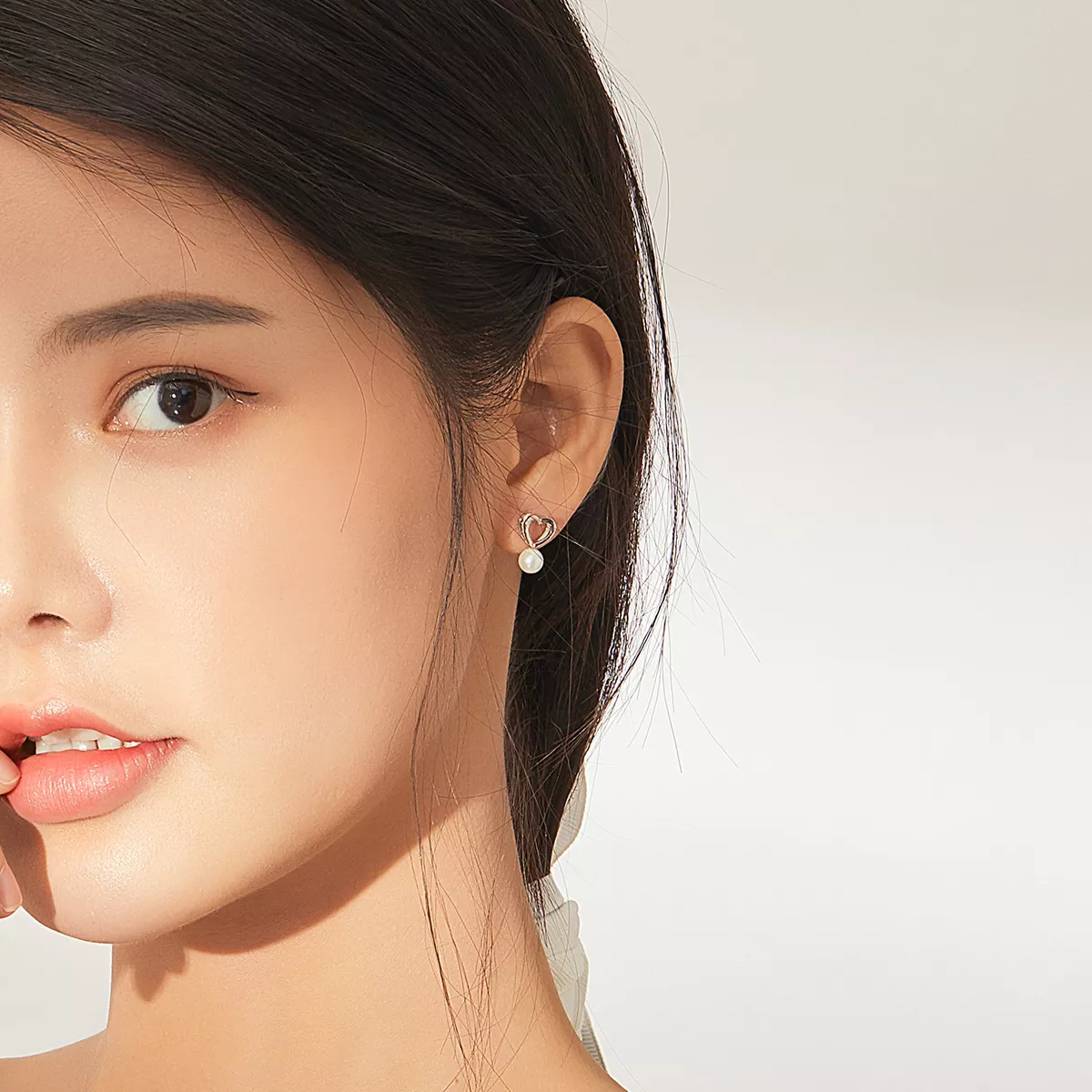 Brincos Petit Pearl Drop estilo Pandora - SCE869