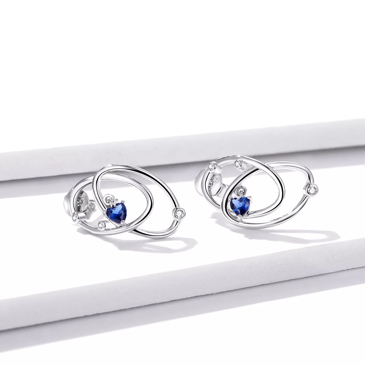 Brincos Petit Planeta misterioso estilo Pandora - BSE410