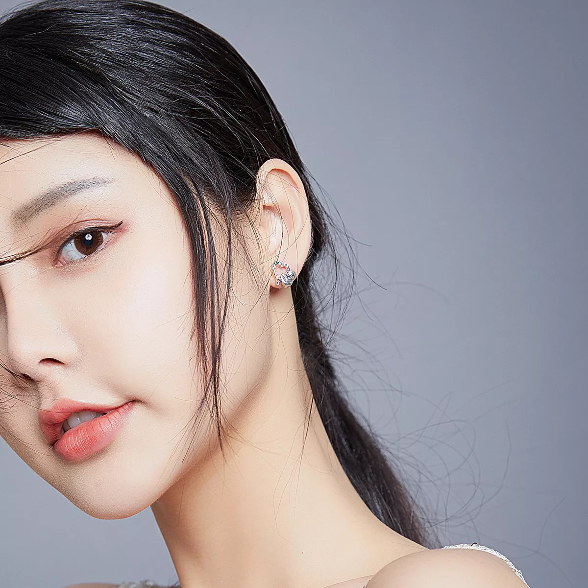 Brincos Petit Preguiça em Forma de Coração estilo Pandora - SCE885