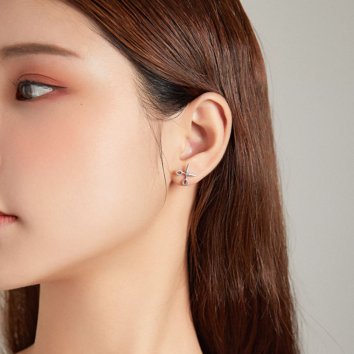 Brincos Petit Tesouras pequenas estilo Pandora - SCE1003