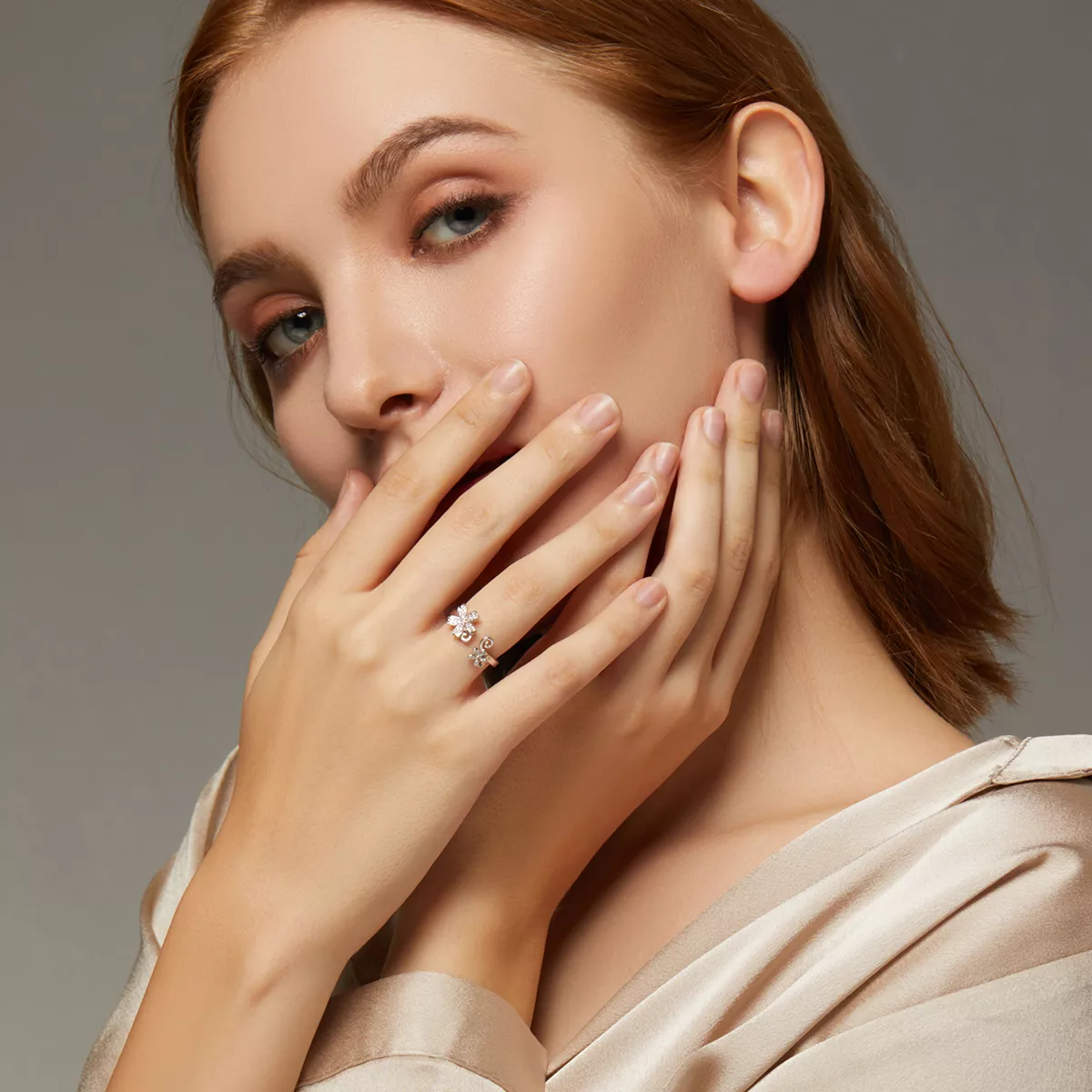 Anel Margarida Deslumbrante estilo Pandora - BSR086