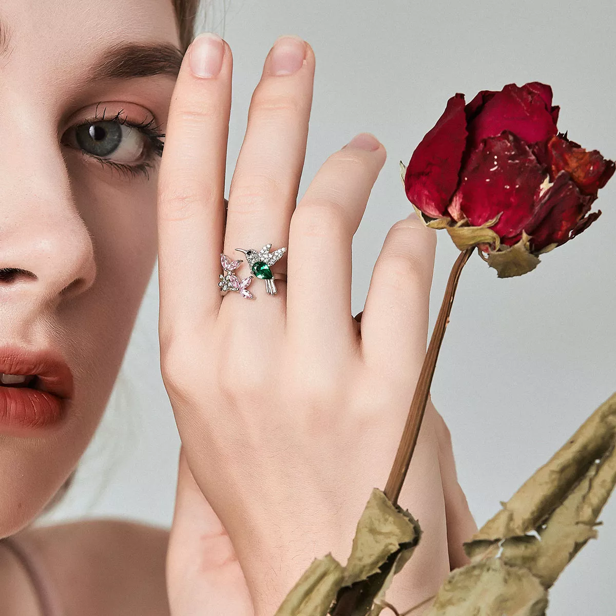 Anel Presente do Beija-flor estilo Pandora - BSR016