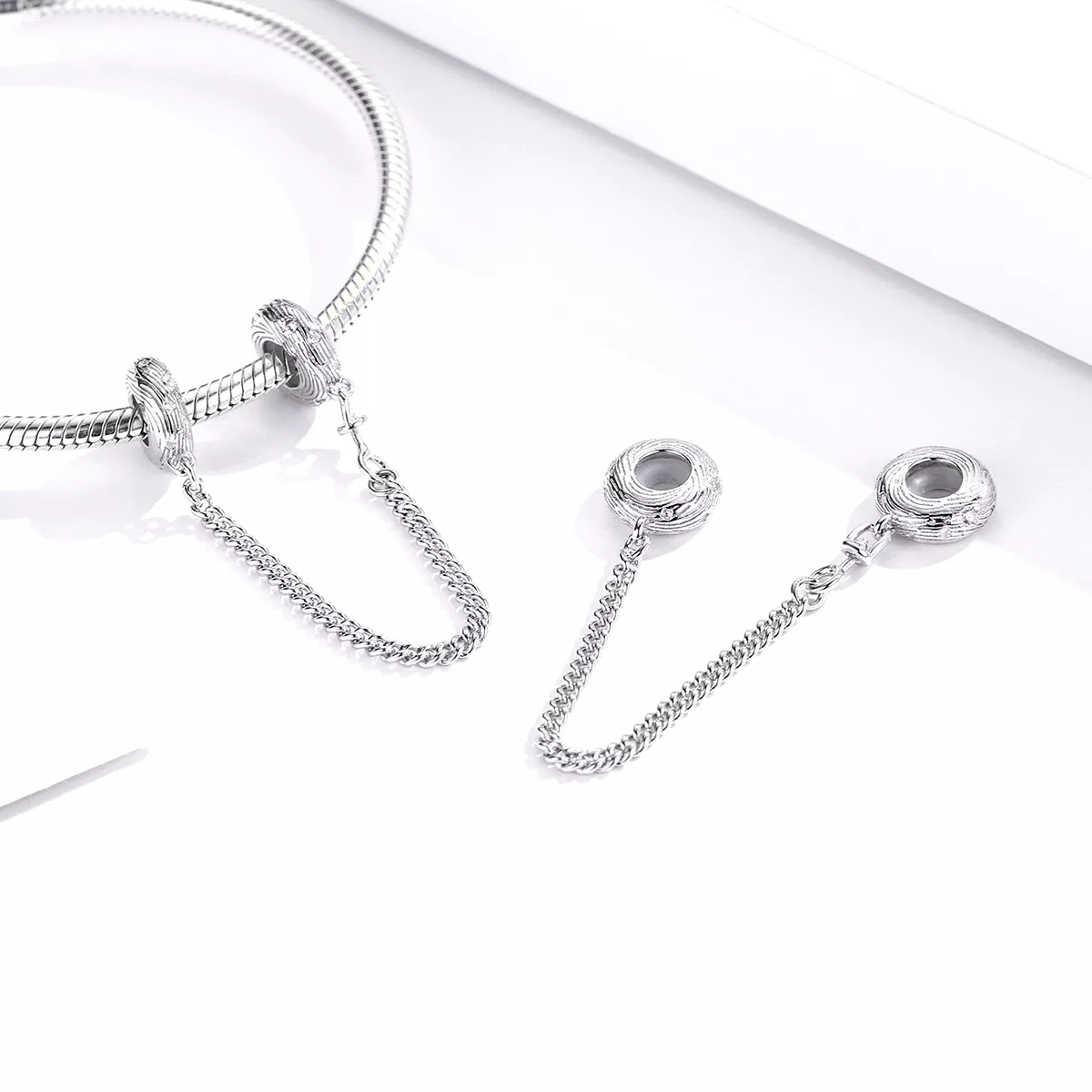 Corrente de Segurança Onda de água estilo Pandora - SCC1577