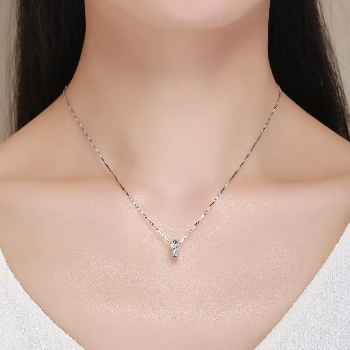 Separador Folhas Brancas estilo Pandora - SCC597