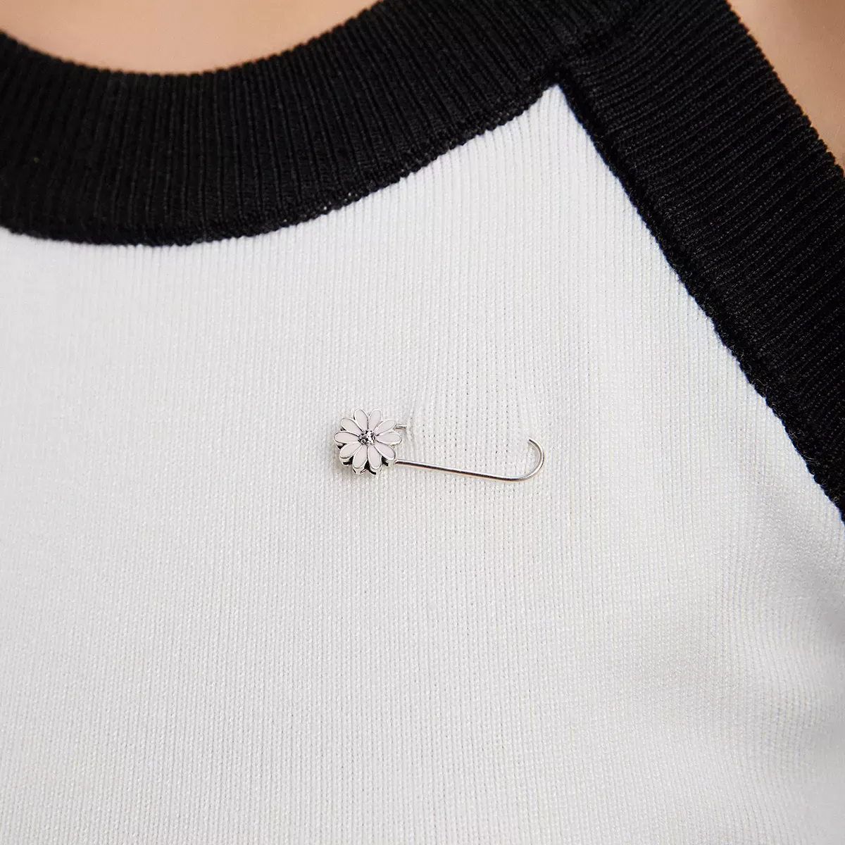Pandora Style Little Daisy Brooch - BSX004