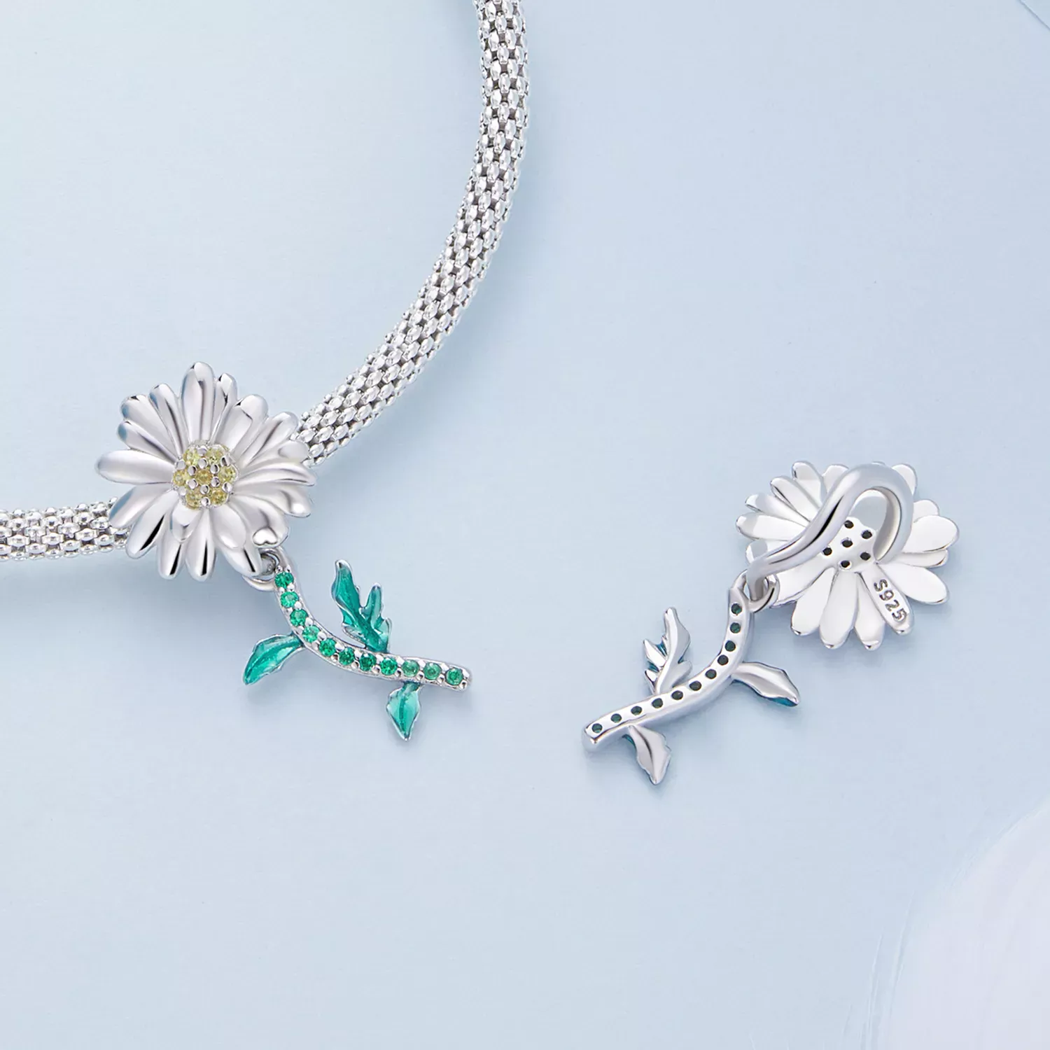 Pandora Style Daisy Charm - BSC648
